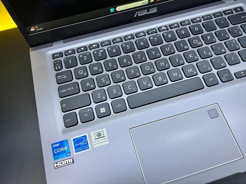 Asus VivoBook 14 N100086 фото
