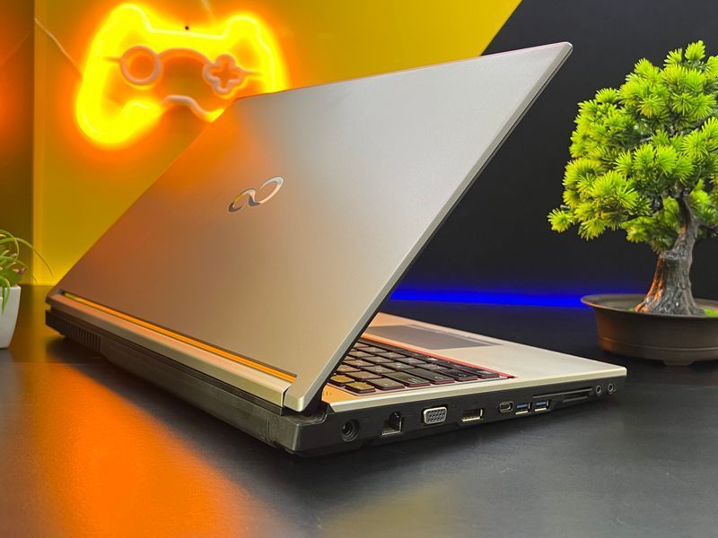 Fujitsu Celsius H760 - Nvidia M600m/i5-6440HQ/16gb N100096 фото