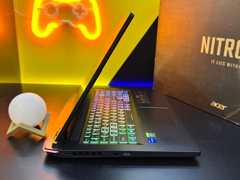 Acer Nitro 17 - RTX3050/i5-12500H/32gb N100098 фото